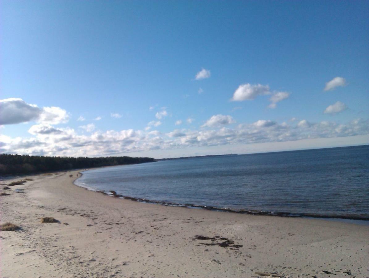 Neptuns Jūrkalne Exterior foto